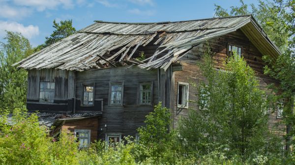 Cottage Demolition in Broomfield